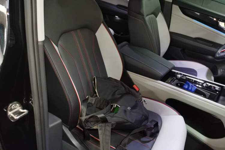 Used Volkswagen Teramont X 2024 380TSI All-Wheel Drive Longyao Edition Right Front Seat