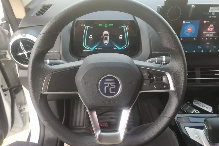 Used BYD Yuan New Energy 2019 EV535 Smart Connect Trendsetting Model Steering Wheel