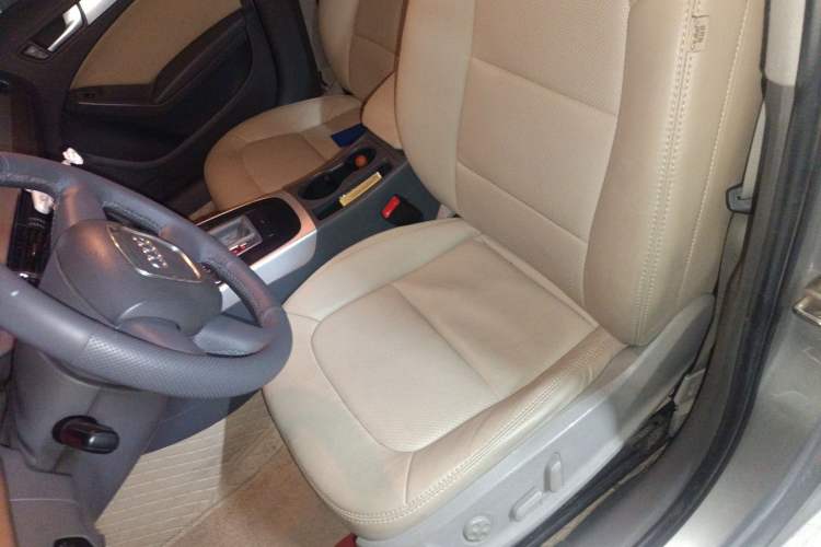 Used Audi A4L 2011 2.0 TFSI Standard Model