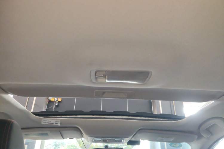 Used Venucia D60 2018 1.6L CVT Smart Connect Elite Edition