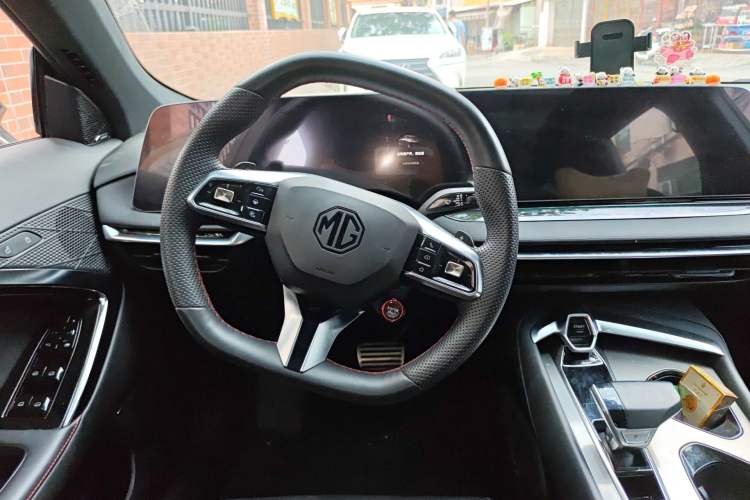 Used MG 7 2023 2.0T Automatic Hunter Luxury Edition Steering Wheel