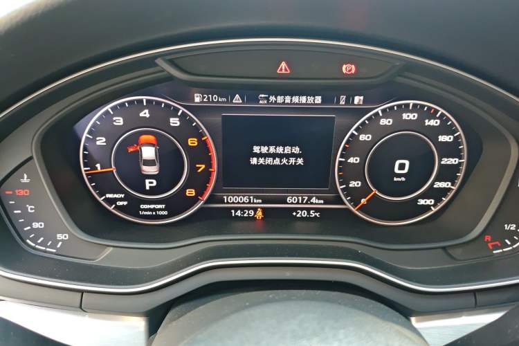 Used Audi A4L 2018 30th Anniversary Edition 40 TFSI Fashion Model
