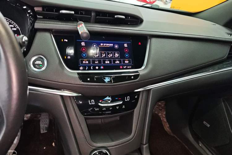 Used Cadillac XT5 2022 2.0T Two-Wheel Drive Luxury Version