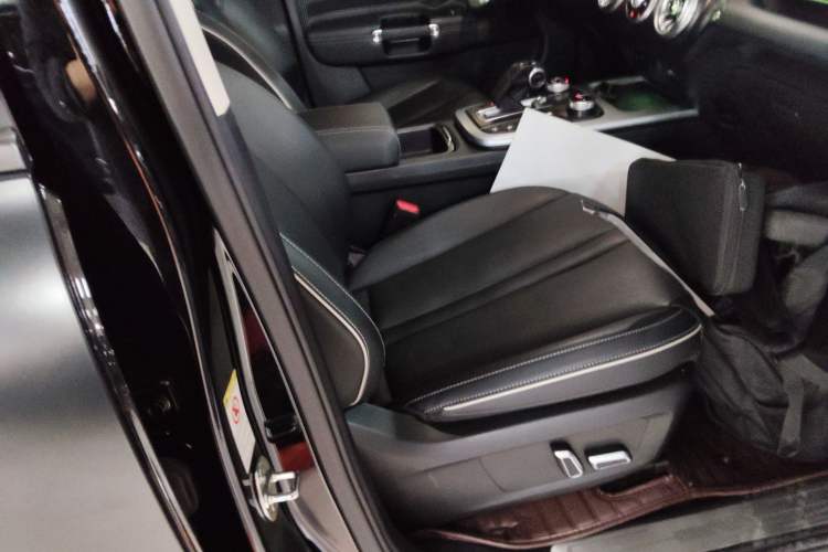 Used Tank 300 2021 City Edition 2.0T—Truly Stylish