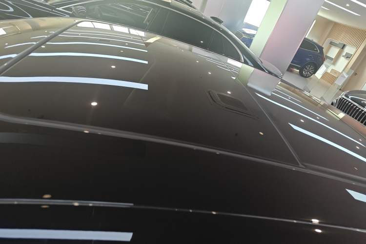 Used Hongqi H5 2023 2.0T Automatic Smart Connect Flagship Edition Roof