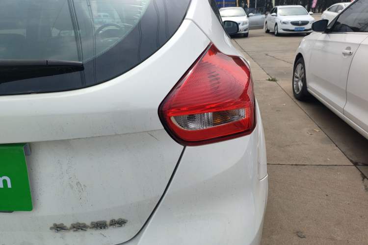 Used Ford Focus 2018 Hatchback Classic 1.6L Manual Comfort Plus SmartDrive Edition