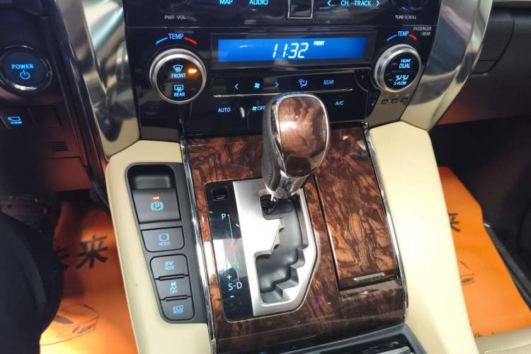 Used Toyota Alphard 2020 Dual-Engine 2.5L Luxury Edition Gear Lever