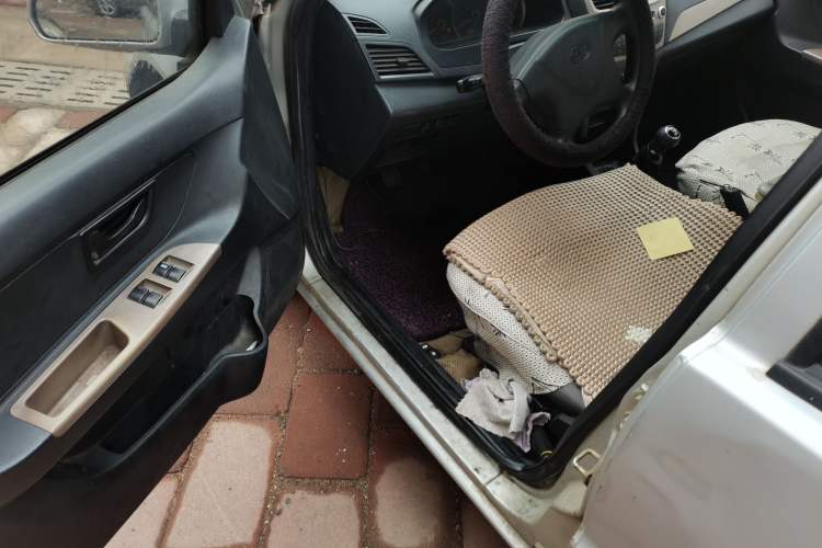 Used FAW Xiali 2012 N3 1.0L Sedan Base Model
