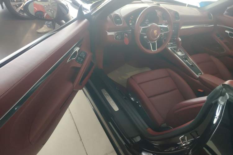 Used Porsche 718 2022 Boxster 2.0T
