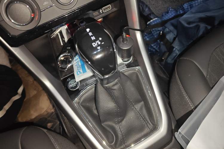 Used Volkswagen T-Cross 2020 280TSI DSG Comfort Edition Gear Lever