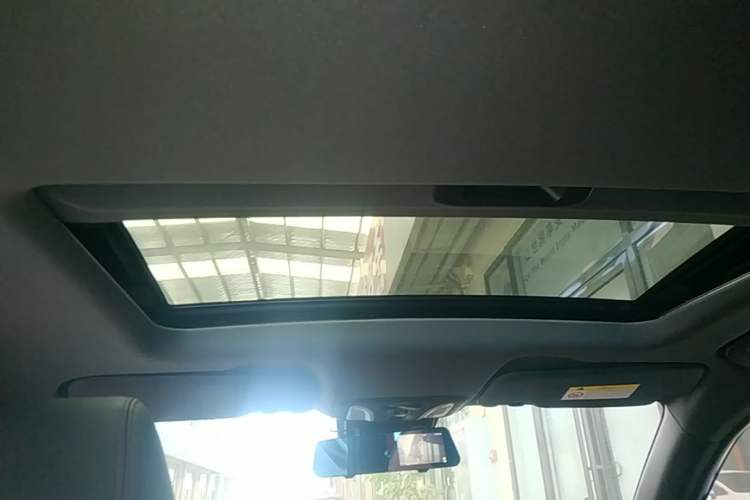 Used Dongfeng Aeolus Yixuan 2021 230T Automatic Dream-Chasing Rider Edition
