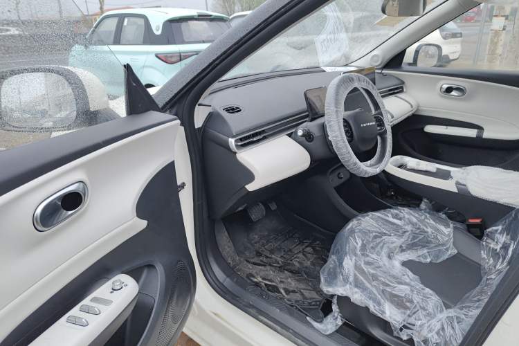 Used Dongfeng NAMMI 01 2025 330KM Youth Edition Driver Seat