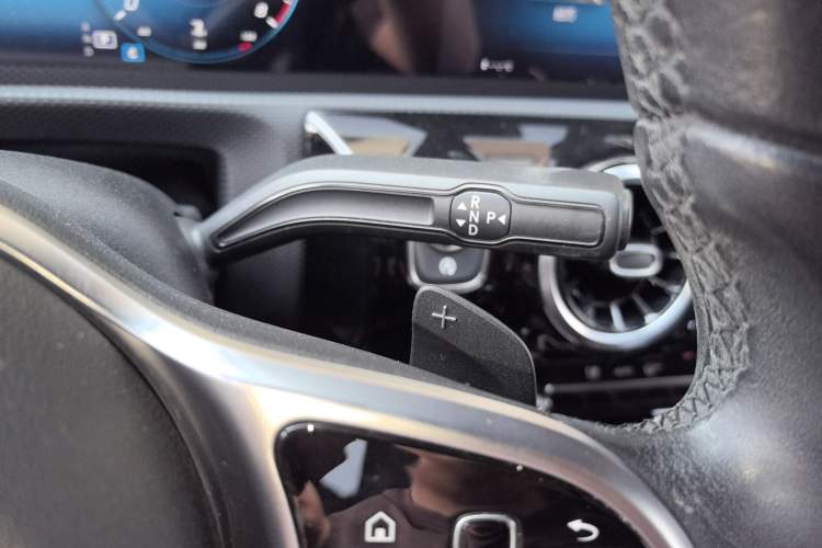 Used Mercedes-Benz A-Class 2019 A 200 Dynamic Edition Gear Lever