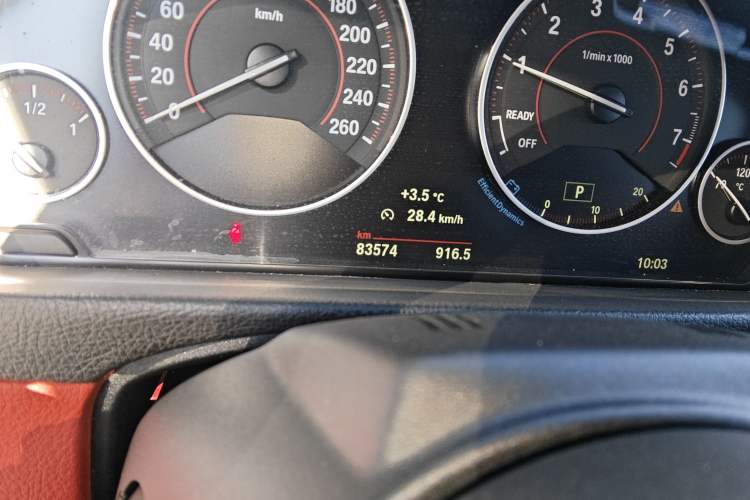 Used BMW 4 Series 2017 425i Convertible M Sport Package Odometer Close Up