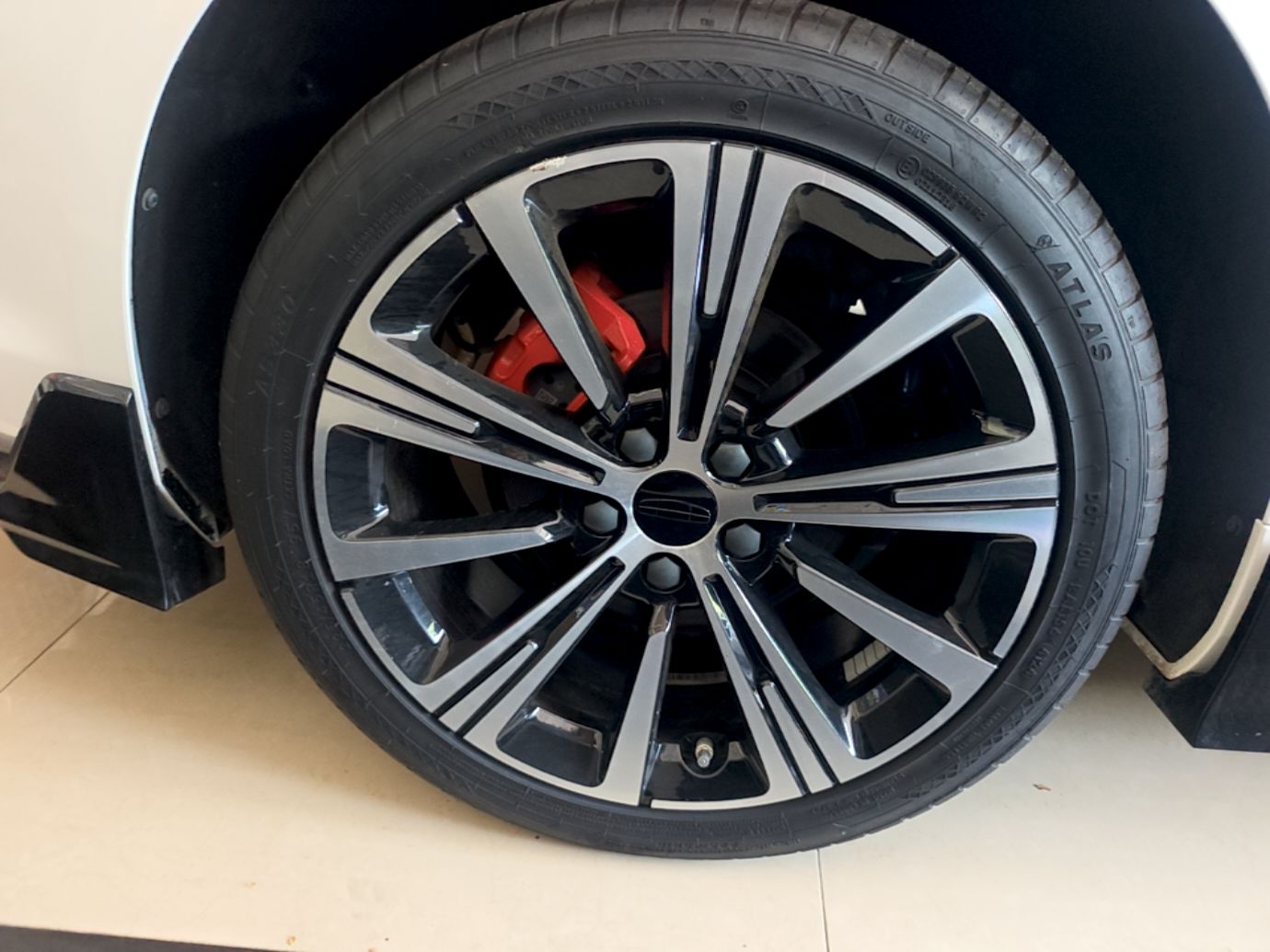 Geely Auto Preface 2025 Dongfang Yao 1.5TD Kunlun Edition — снимка 11