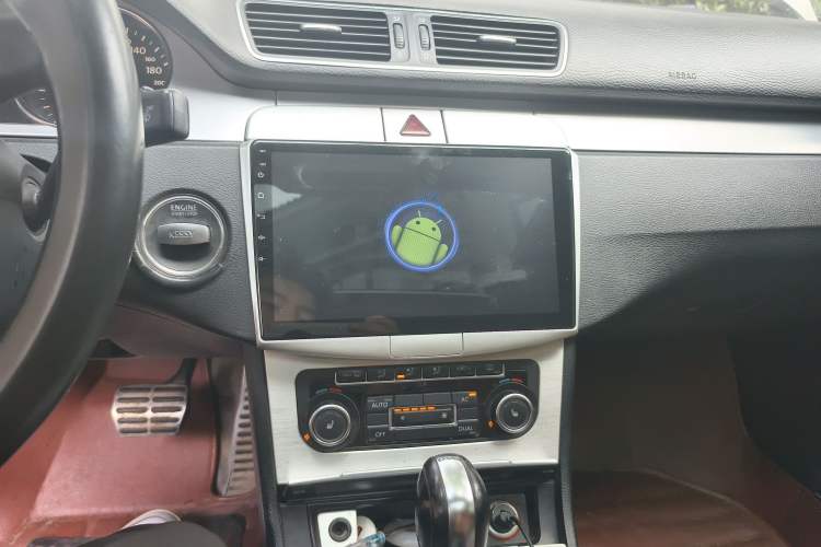 Used Volkswagen FAW-Volkswagen CC 2011 1.8TSI Luxury Model Audio And AC Panel