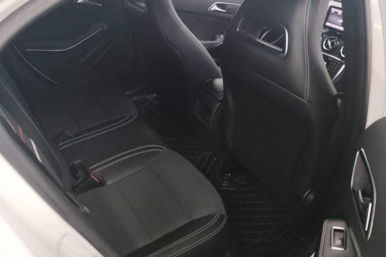 Used Mercedes-Benz A-Class 2013 A 180 Fashion Model
