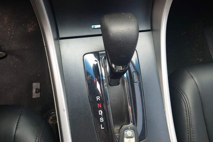 Used Honda Accord 2015 2.0L LX Comfort Edition