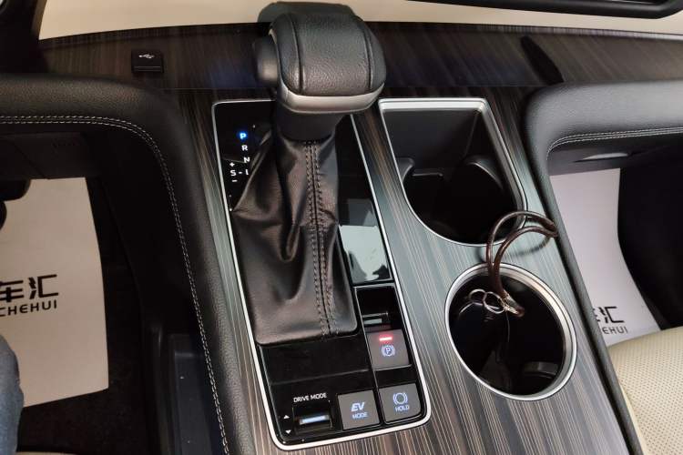 Used Toyota Sienna 2021 2.5L Hybrid Ultimate Edition
