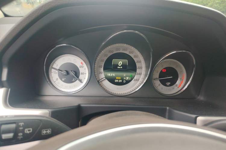 Used Mercedes-Benz GLK-Class 2014 GLK 260 4MATIC Dynamic Model Instrument Cluster