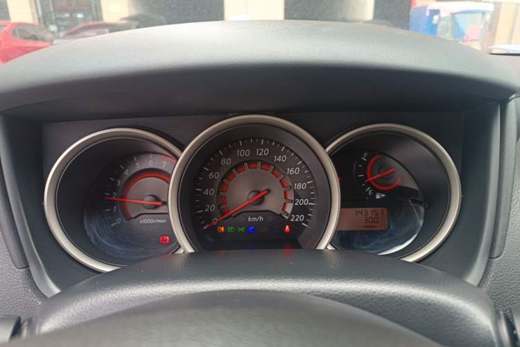 Used Nissan Sylphy 2016 Classic 1.6XE Manual Leading Edition Instrument Cluster