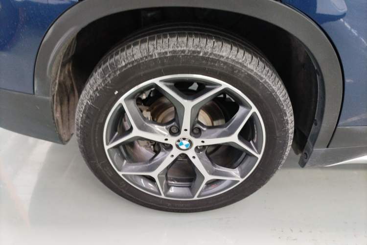 Used BMW X1 2018 sDrive18Li Luxury Model