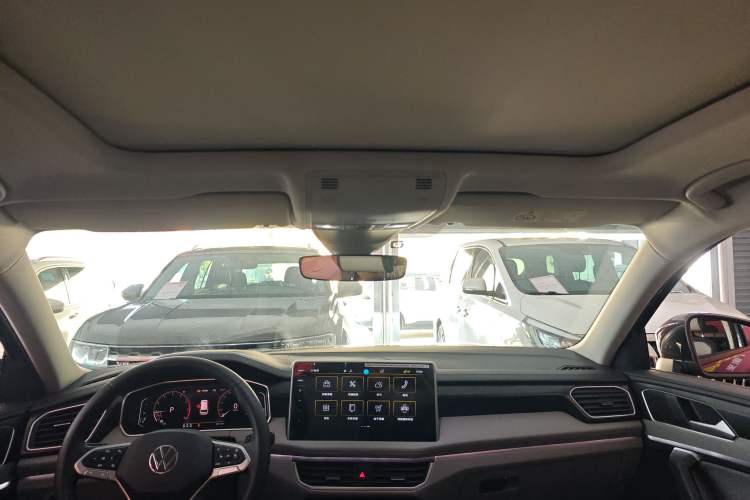 Used Volkswagen Tayron 2023 330TSI Two-Wheel-Drive Luxury Plus Advanced Version