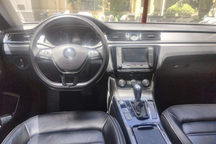 Used Volkswagen Passat 2017 330TSI DSG Luxury Edition