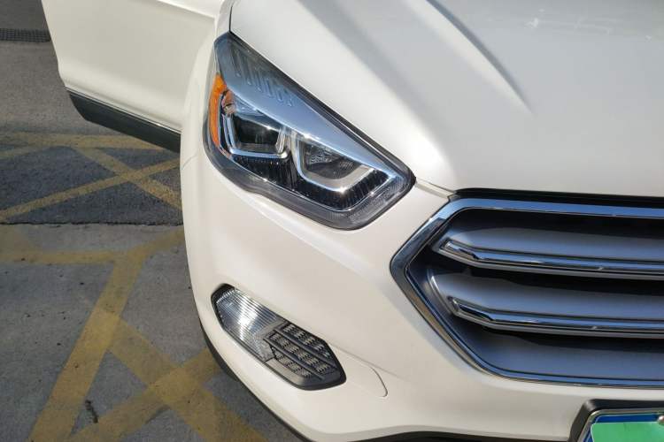 Used Ford Kuga 2017 EcoBoost 180 Two-Wheel-Drive Luxury Wing Edition
