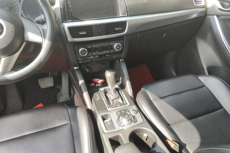 Used Mazda CX-5 2015 2.0L Automatic 2WD Comfort Edition
