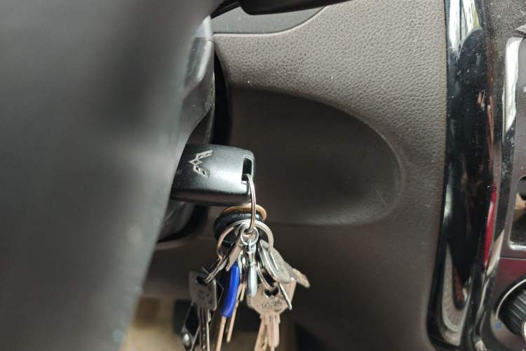 Used Wuling Rongguang V 2015 1.5L Base Version Vehicle Key