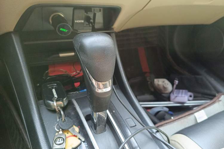 Used Honda Jade 2014 1.8L Automatic Comfort Elite Version 5 Seats