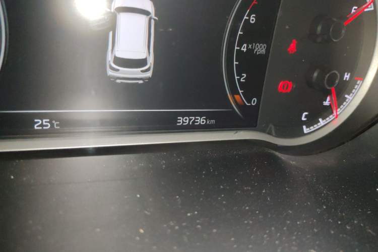 Used Kia Sportage R 2018 2.0L Automatic Smart Luxury Version China V Standard Odometer Close Up