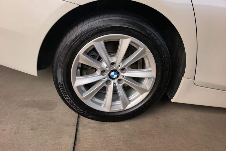 Used BMW 5 Series 2017 520Li Elegant Edition
