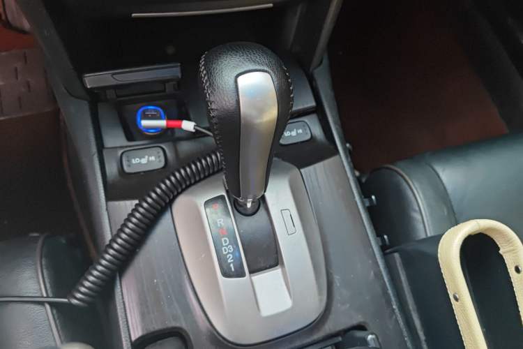 Used Honda Crosstour 2012 2.4L Luxury Edition