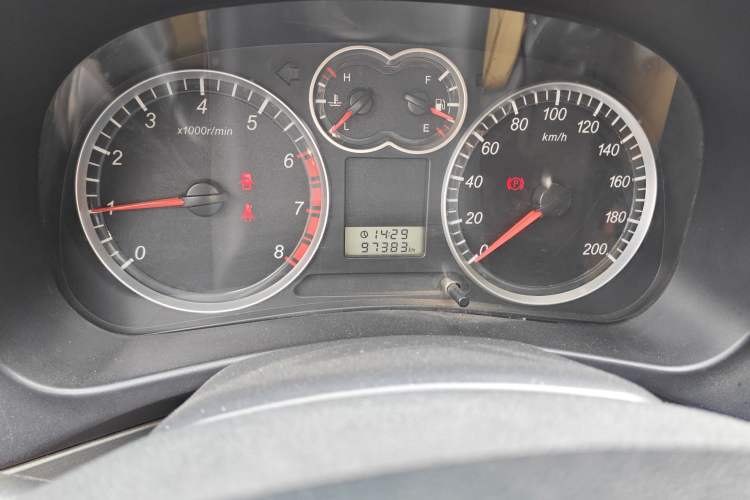 Used Haval H5 Classic 2011 Zhizun Edition 2.0L Two-Wheel Drive Luxury Model