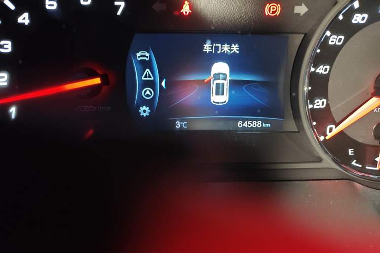 Used CHANGAN CS35PLUS 2018 1.6L Manual Changlian Edition China V Standard
