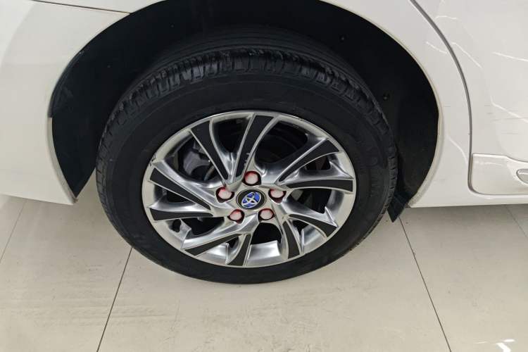 Used Toyota Corolla 2017 Revised Version 1.2T S-CVT GL-i Leather Edition Right Rear Wheel Hub