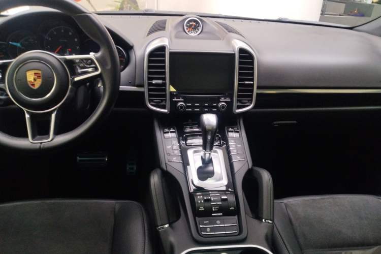 Used Porsche Cayenne 2016 Cayenne Platinum Edition 3.0T