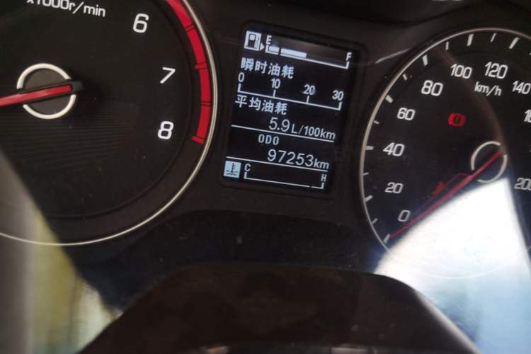 Used Baojun 310W 2017 1.5L Manual Luxury Edition China V