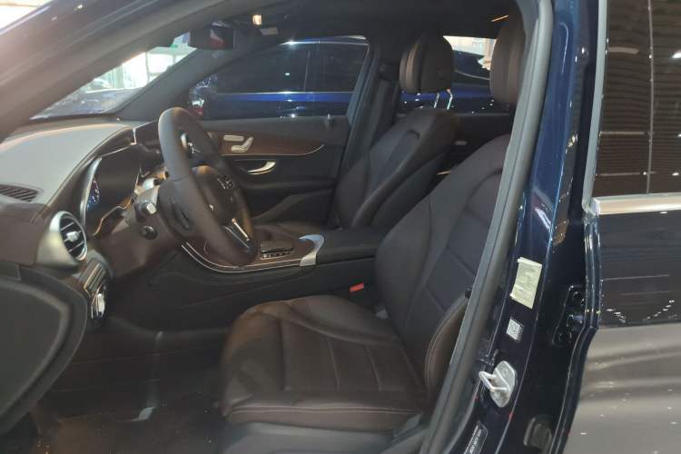 Used Mercedes-Benz GLC 2021 GLC 300 L 4MATIC Dynamic Model
