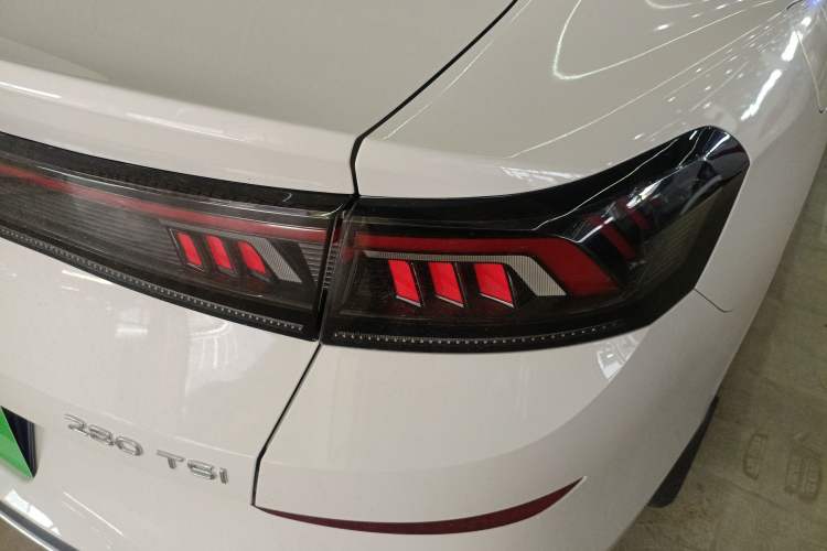 Used Volkswagen Lamando 2022 Lavida L 280TSI DSG Cool & Spicy Edition
