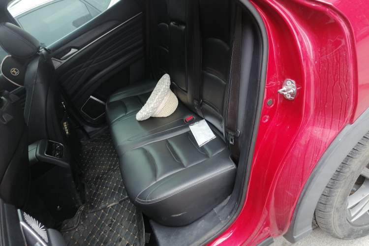 Used Dongfeng Fengon ix5 2019 220T CVT ZhiShang Trim China V Standard
