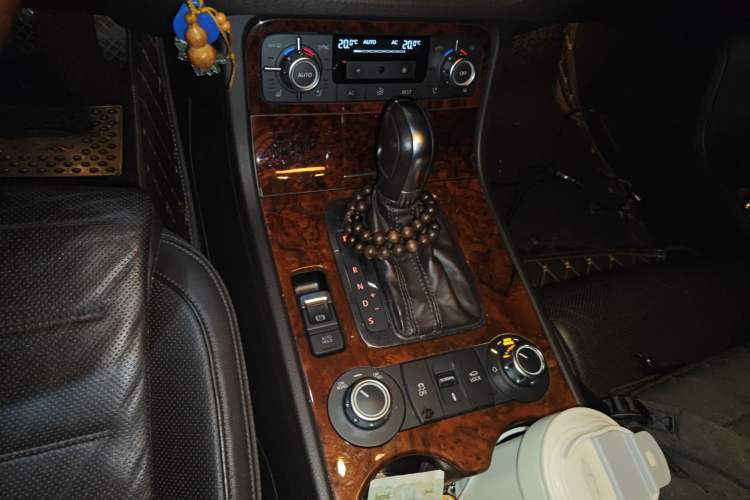 Used Volkswagen Touareg 2011 3.0 TSI Standard Version
