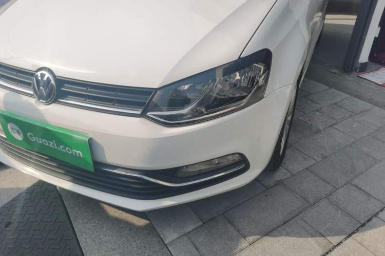 Used Volkswagen Polo 2014 1.6L Automatic Comfort Edition Left Front Headlight