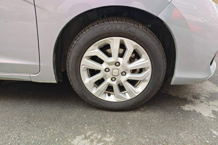 Used Honda Fit 2018 1.5L CVT Comfort Sunroof Version