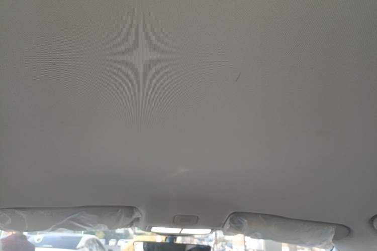 Used Roewe i5 2023 1.5L Manual Comfort Edition
