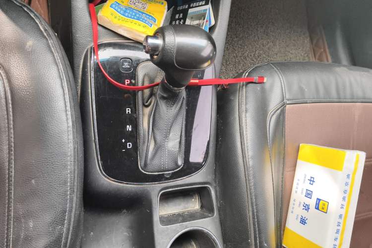 Used Kia K3 2016 1.6L Automatic GL Gear Lever