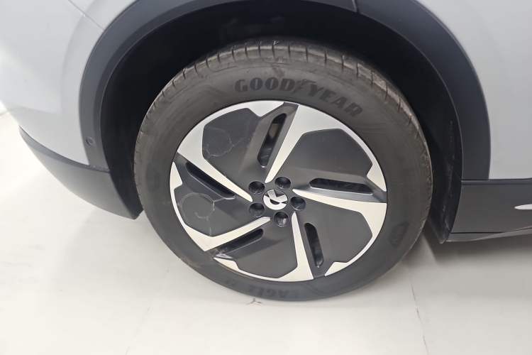 Used Nio EC6 2024 75 kWh Right Rear Wheel Hub