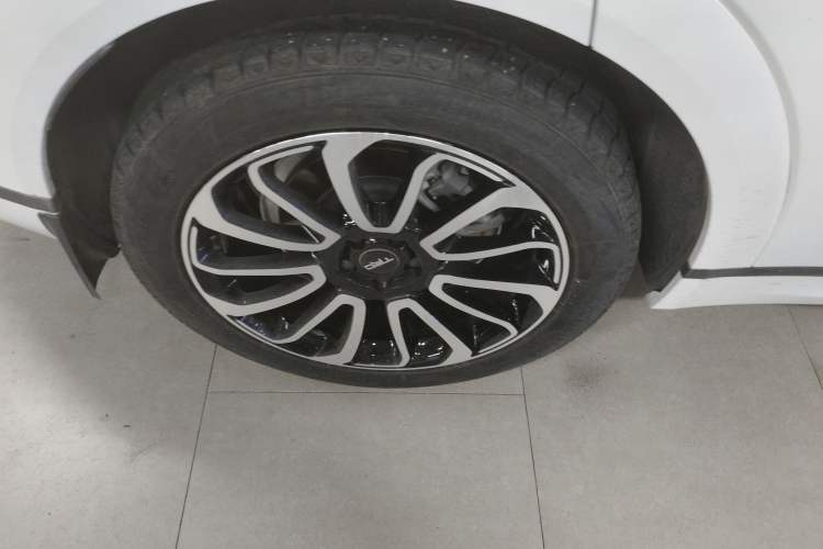 Used Lynk & Co 09 2021 2.0T Halo Six-Seater